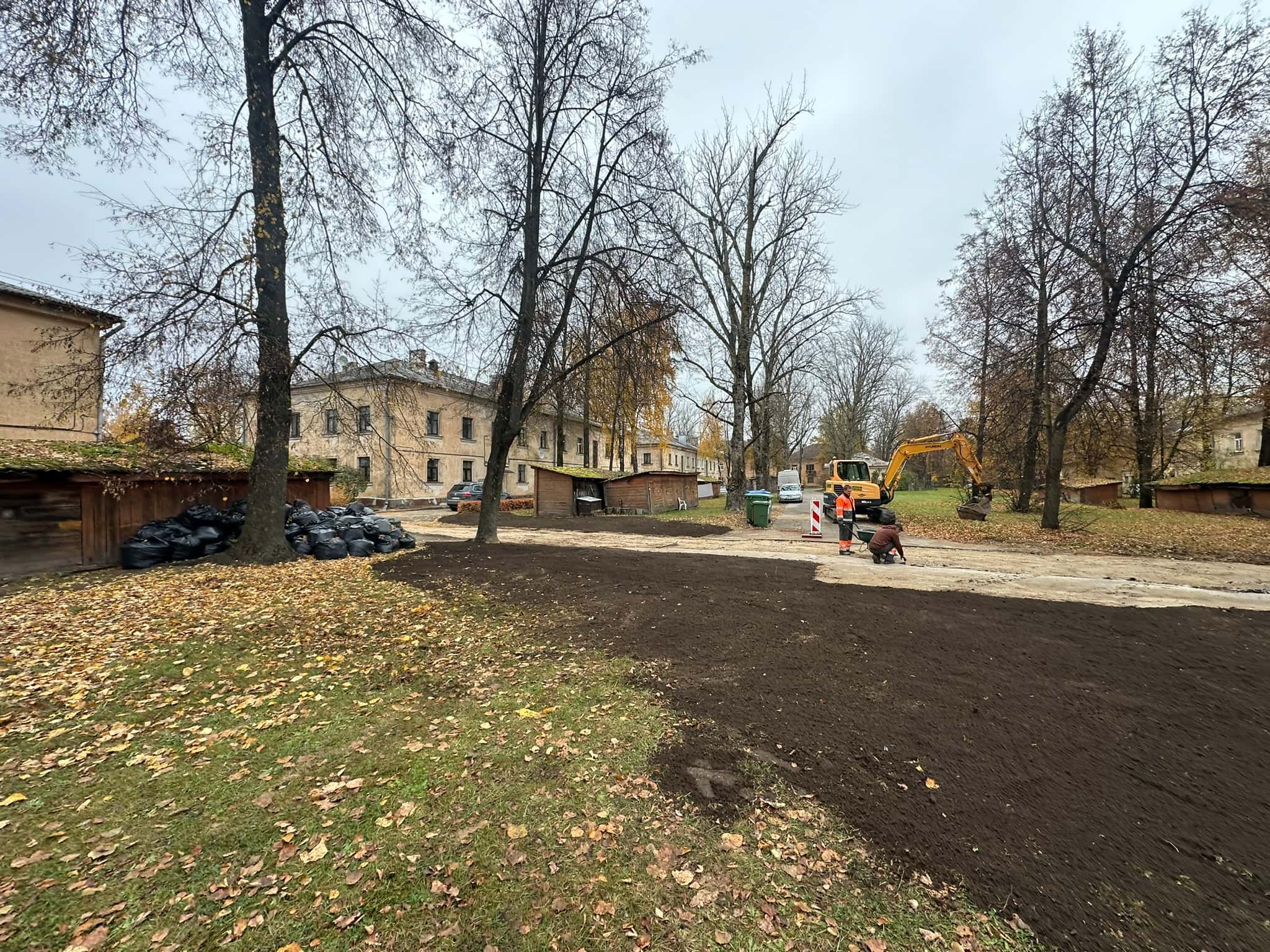 Работы по подключению воды и канализации к центральным сетям