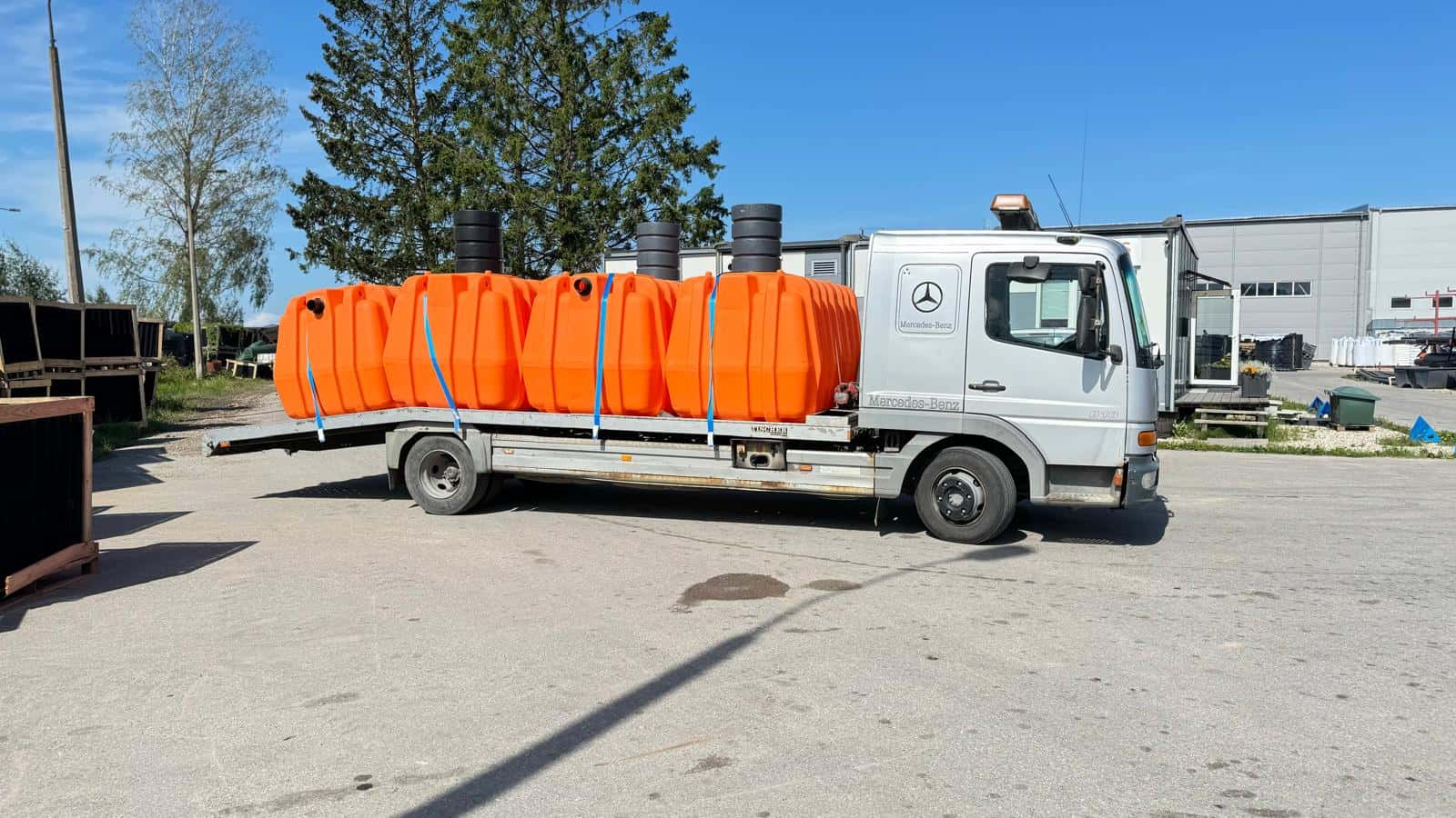 Работы по установке септика на объекте